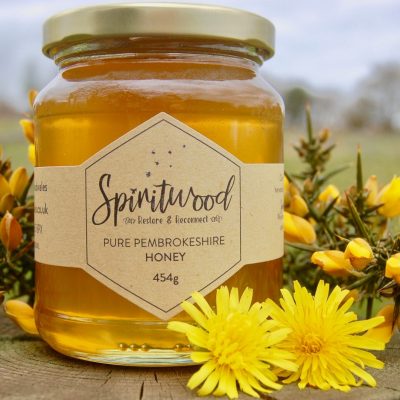 Here we have our single origin honey carefully harvested for you. Just as the bees like it!  Honey made from wildflowers along the beautiful Pembrokeshire coastline.